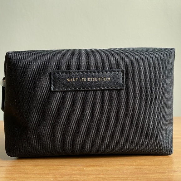 NWOT WANT LES ESSENTIELS Black Canvas Travel Bag Pouch - Picture 1 of 12